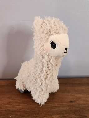 H&M Home Light Beige Llama